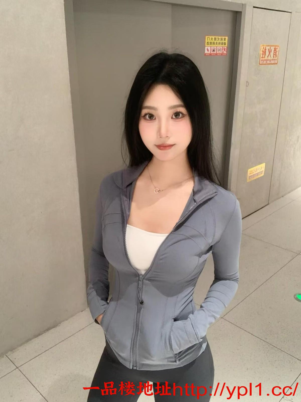 44B4FF82B8DB4E6870FA66E5D3166B9D.jpg