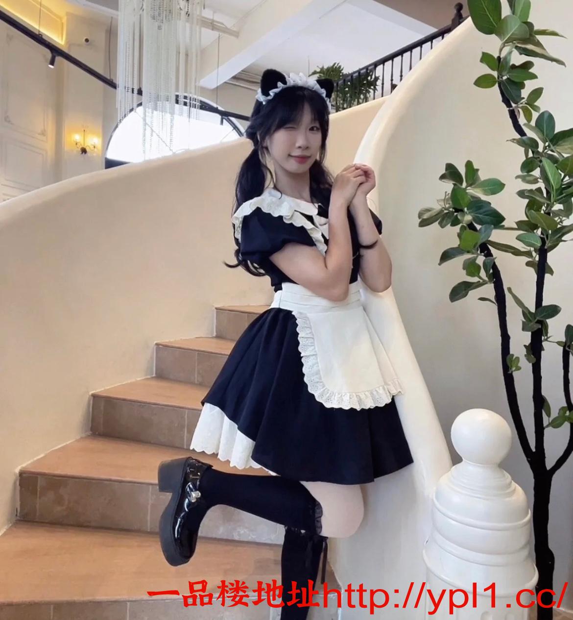 d818ce295c64d773eb6127bf2cfe81b7.jpeg