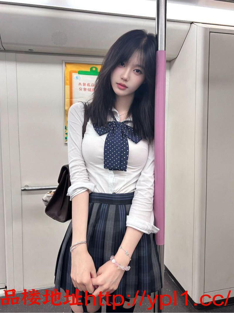 fd6085aa74f539d6a91a9d24ba3fd6b4.jpg